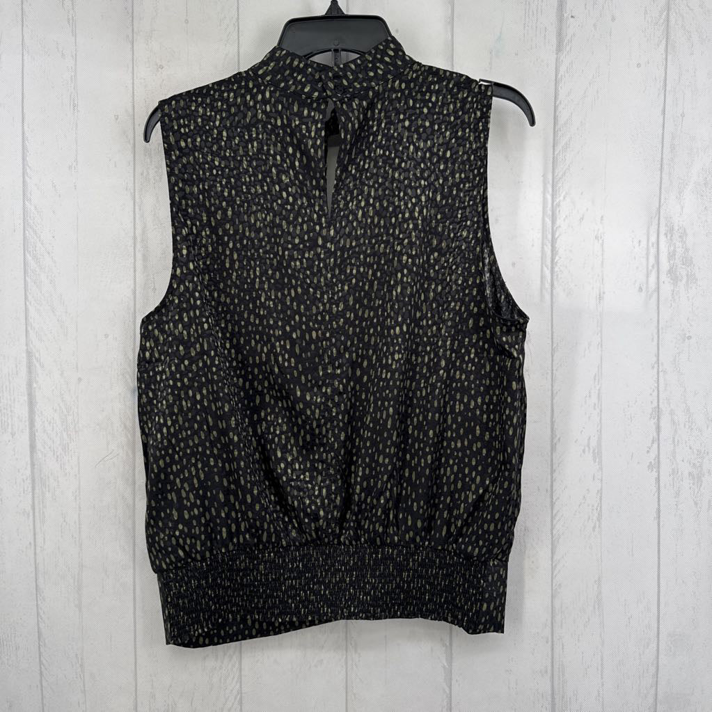 L printed notch neck tank
