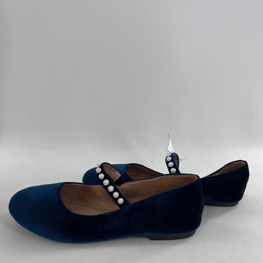 8 velvet pearl embelished slip-ons