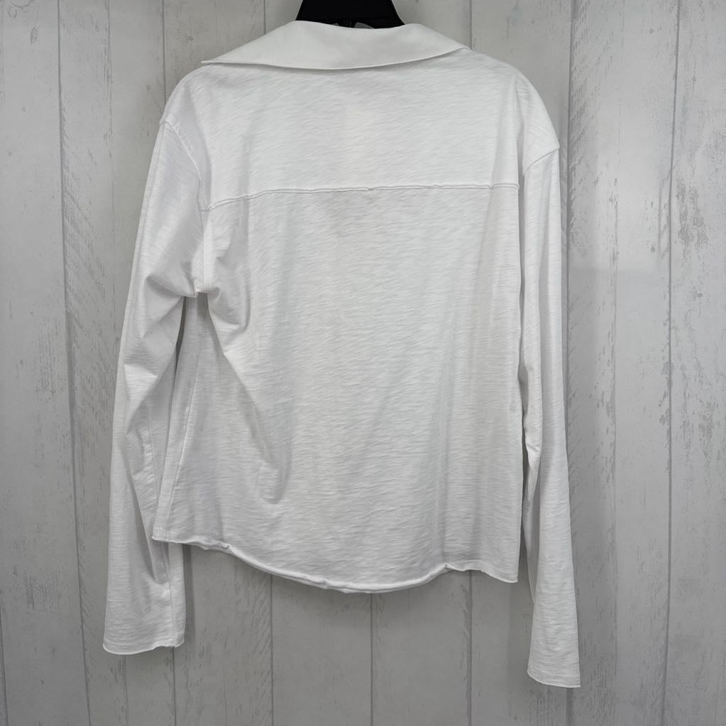 R58 M split neck l/s top