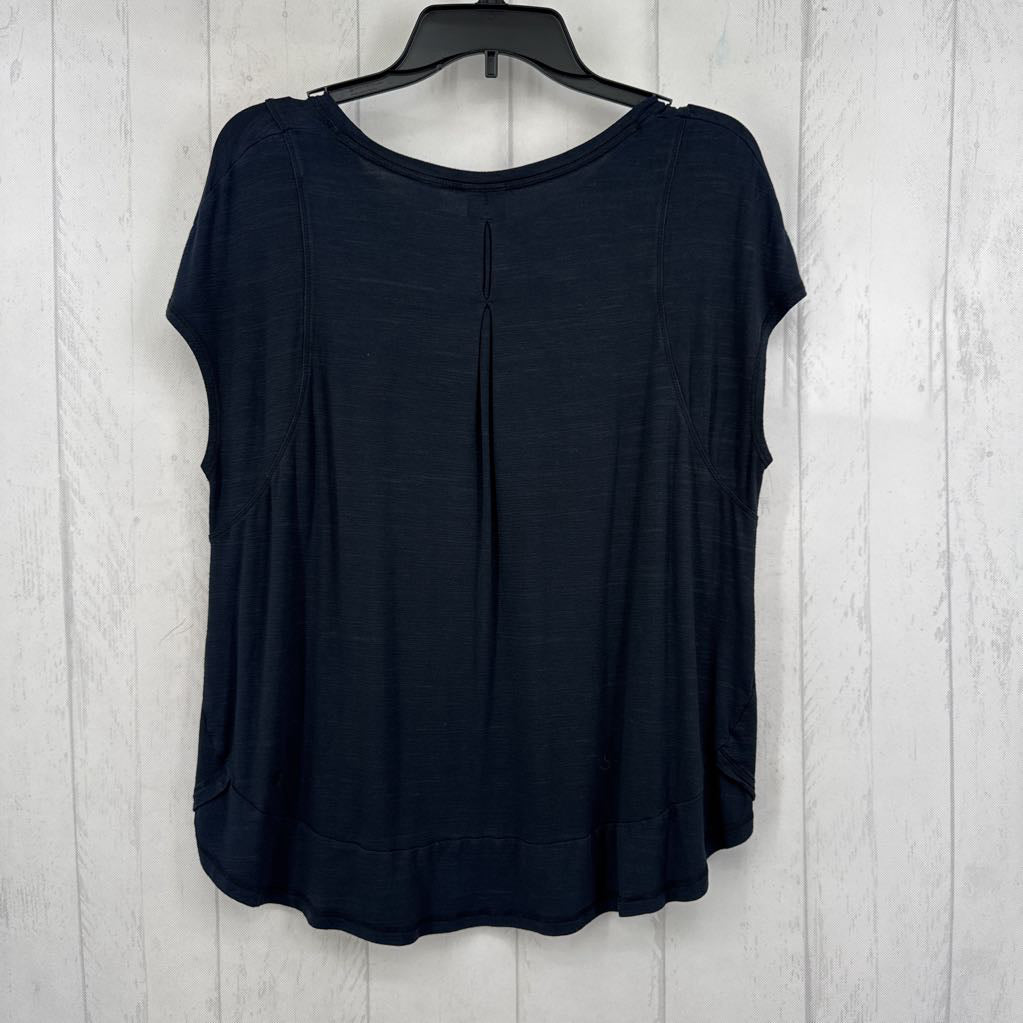 L round neck s/s tee