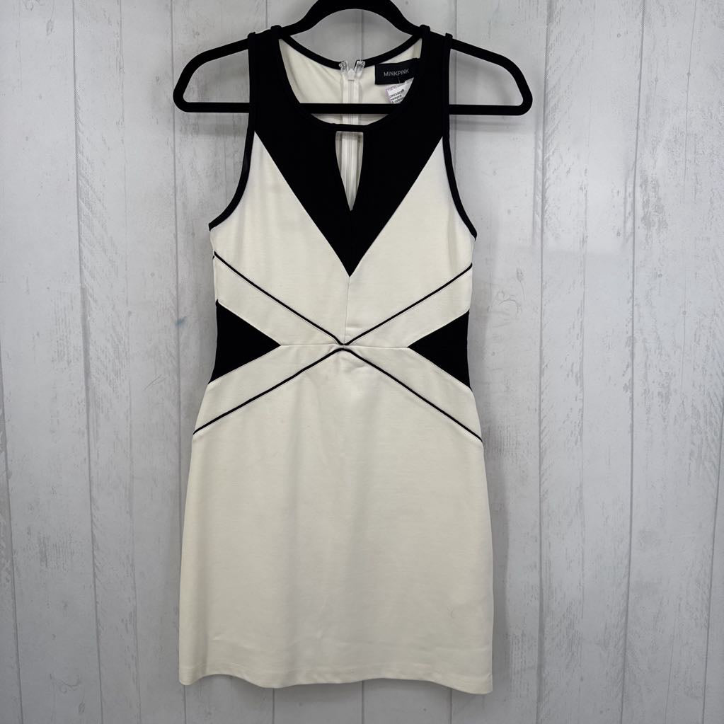 S colorblock notch neck slvls dress