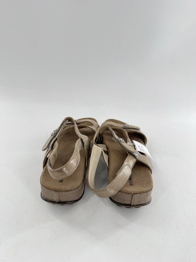 9 velcro strap sandal