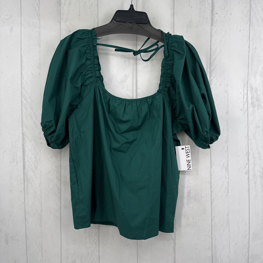 R36 M puff slv square neck s/s top
