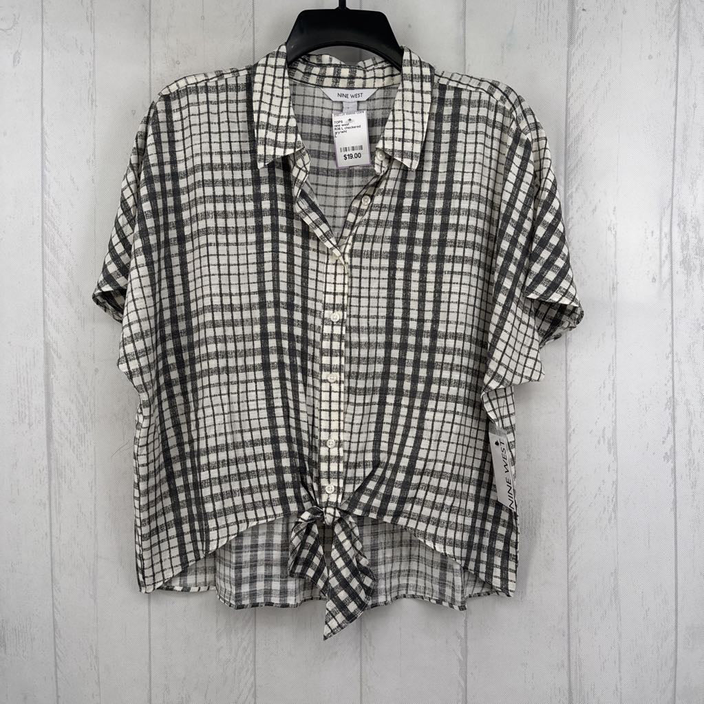 R36 L checkered button down s/s top