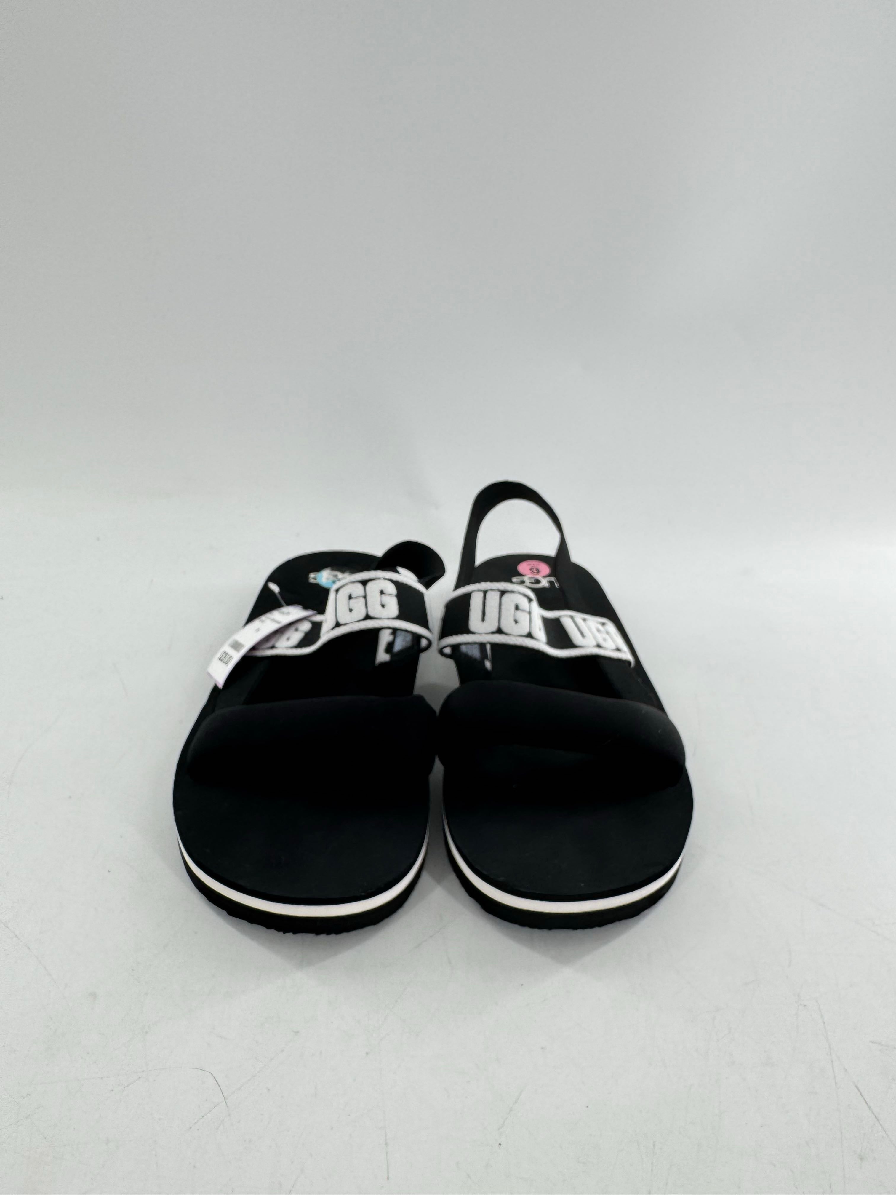 9 logo strap sandal