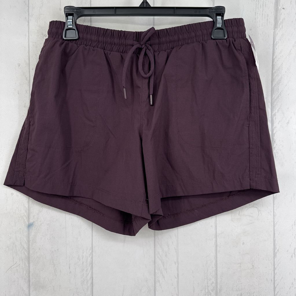 M pull-on shorts