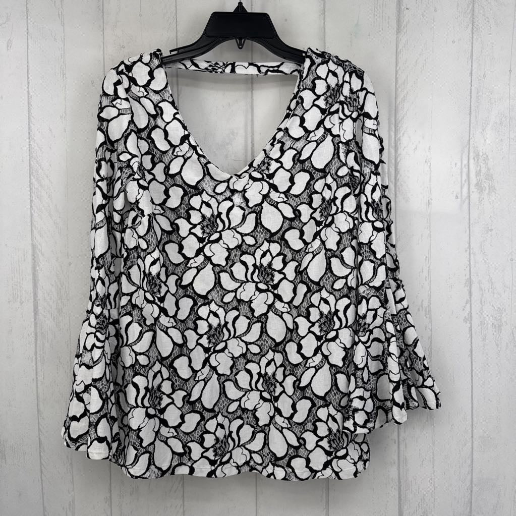 S floral lace v-neck flutter slv top