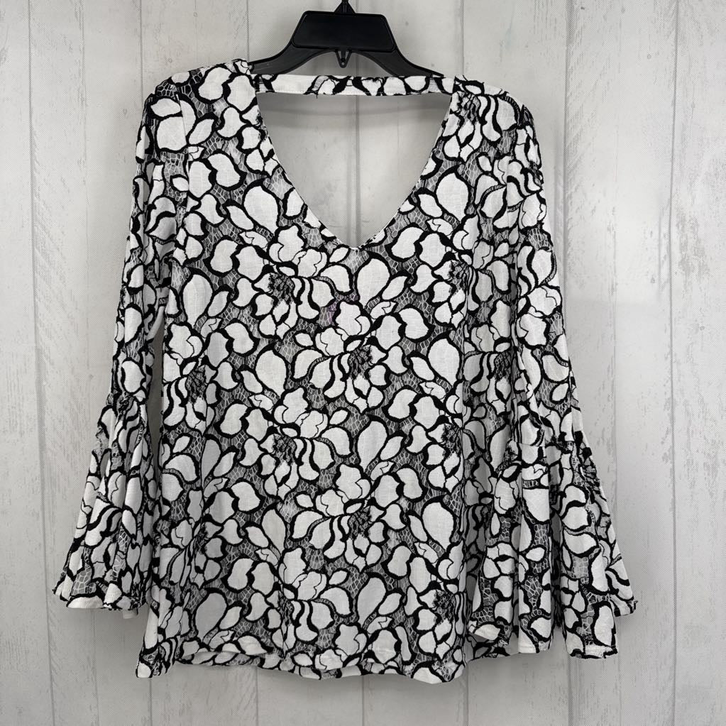 S floral lace v-neck flutter slv top