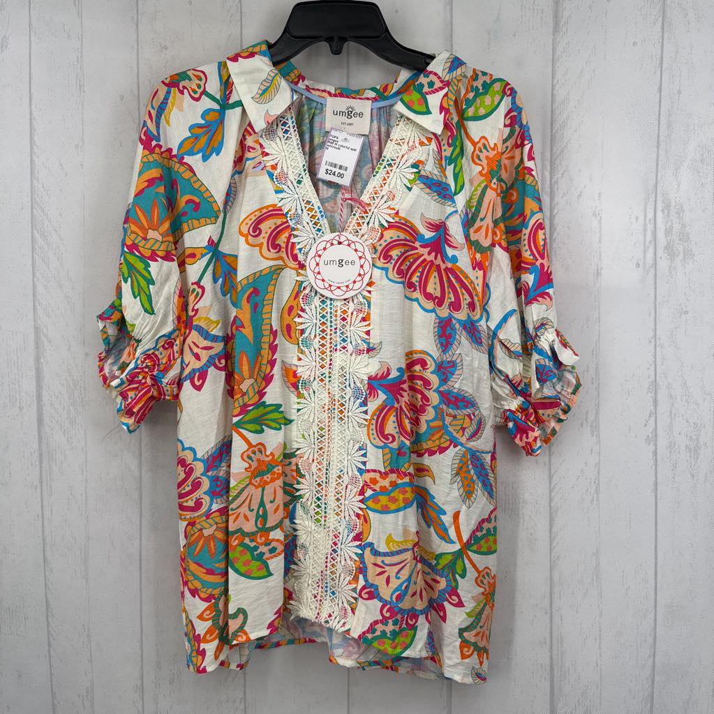 R68 M colorful split neck lace acent s/s top