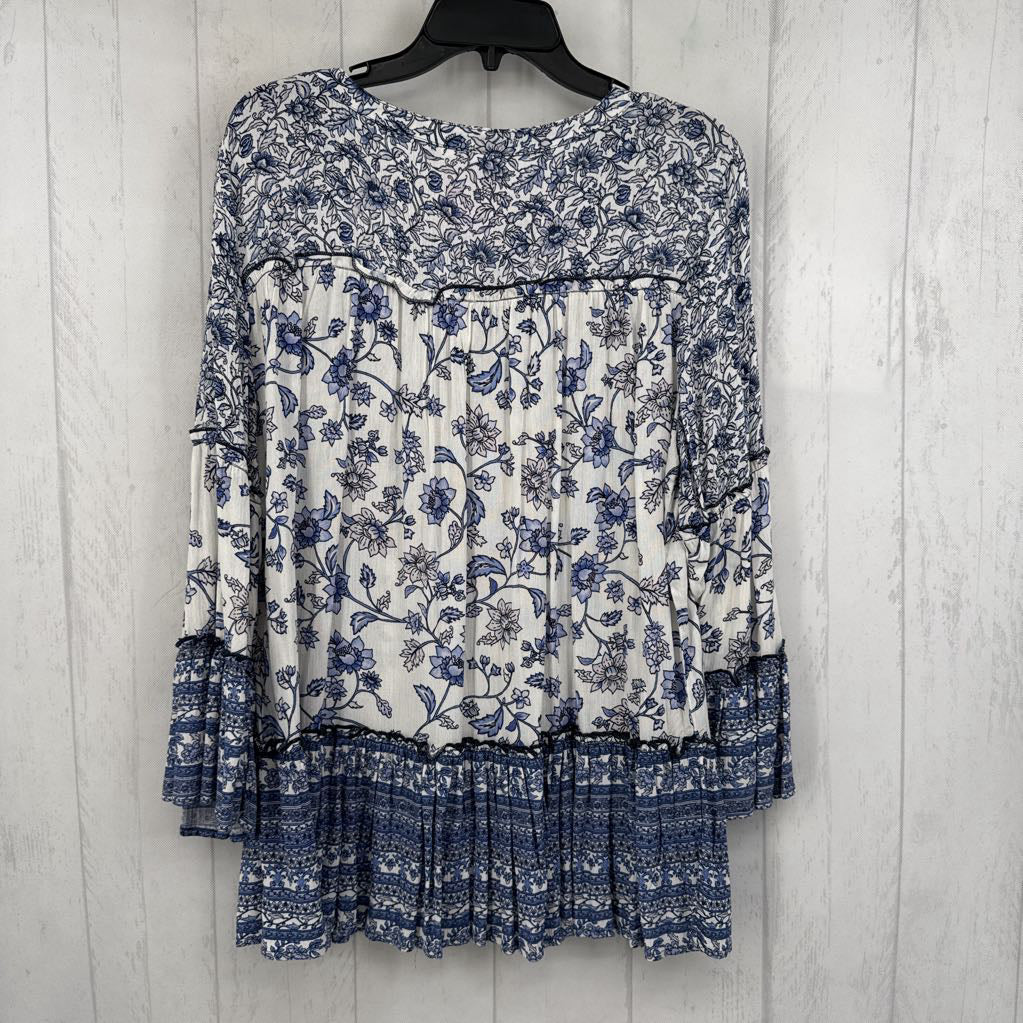 XL flo print flutter l/s top