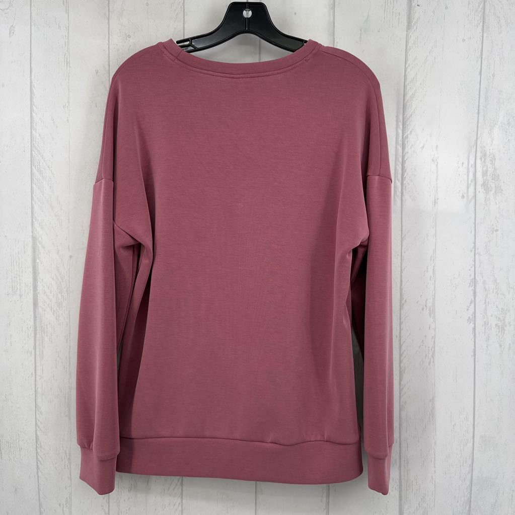 M crewneck sweatshirt