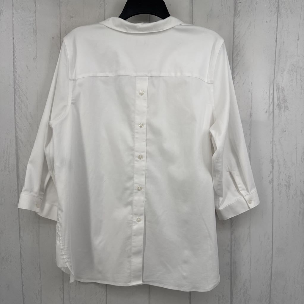 12 split neck button back 3/4 slv top