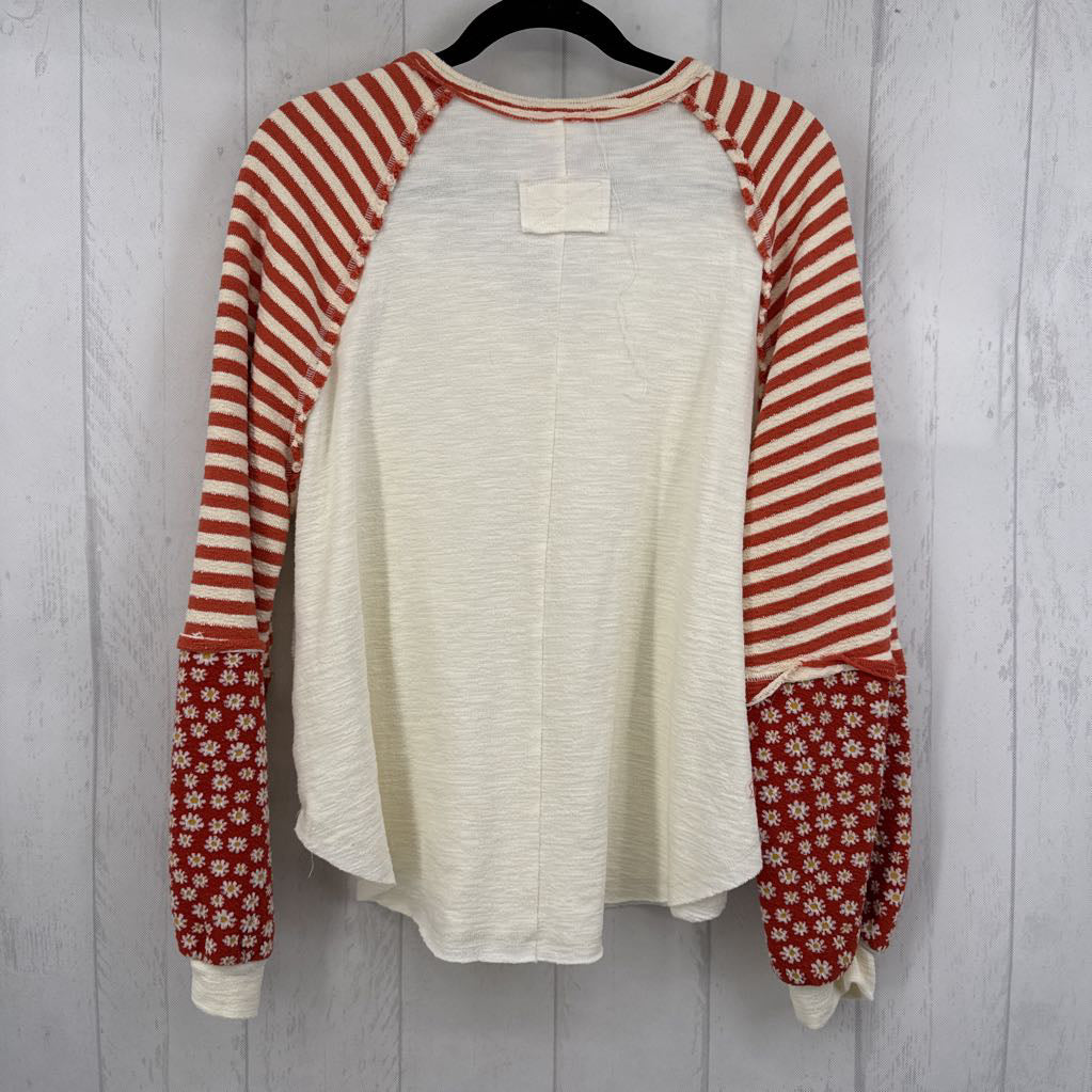 M mixed print slv notch neck l/s top