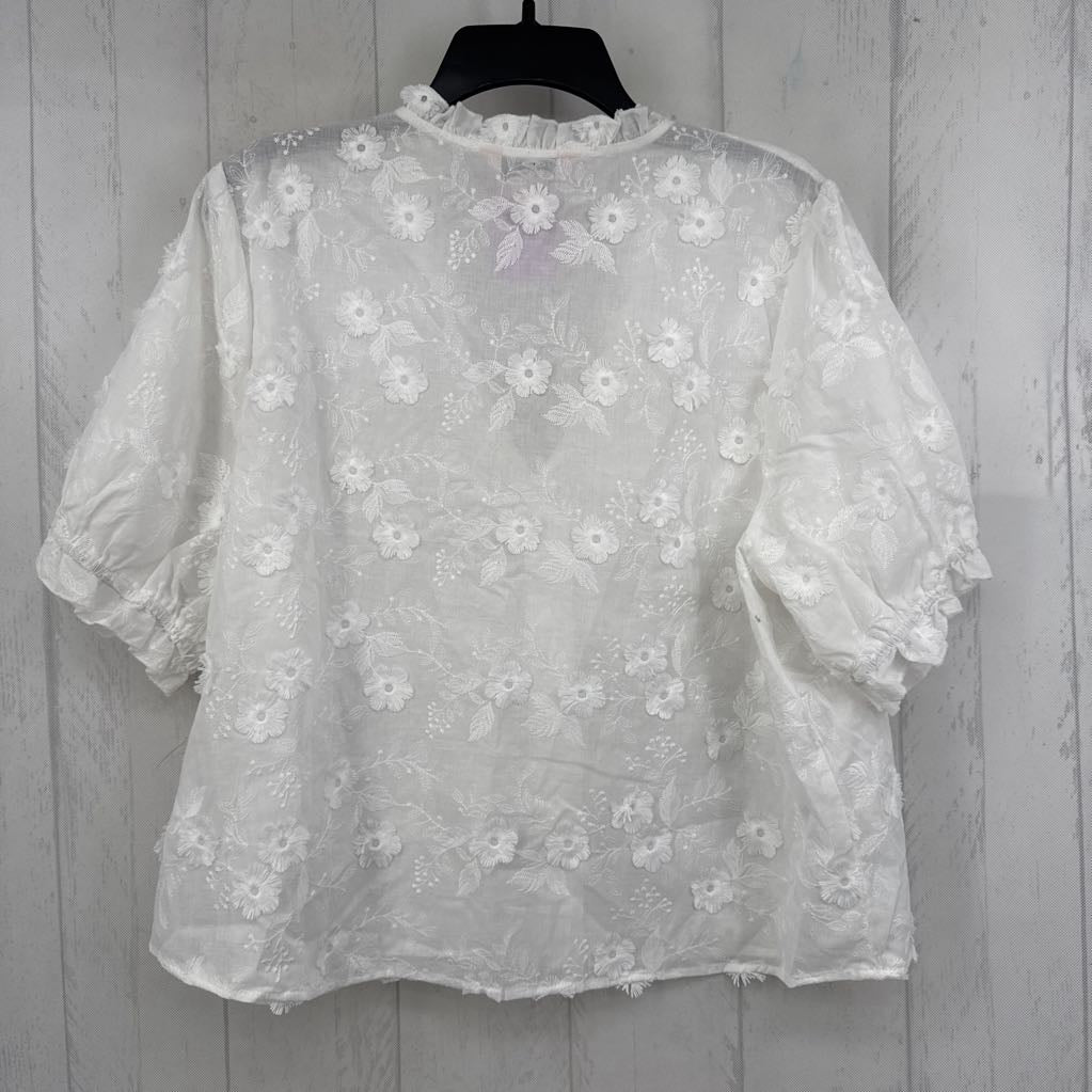 XL flo embroidered button down s/s top