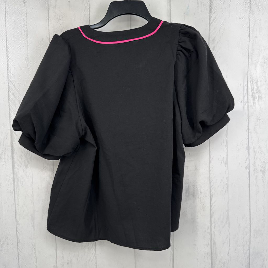L flo embroidered split neck s/s top