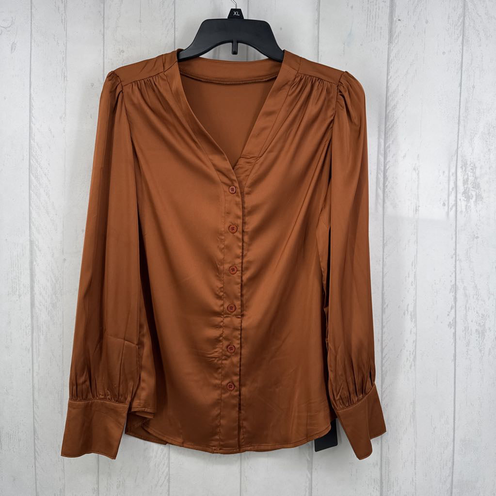 S silky button down l/s top