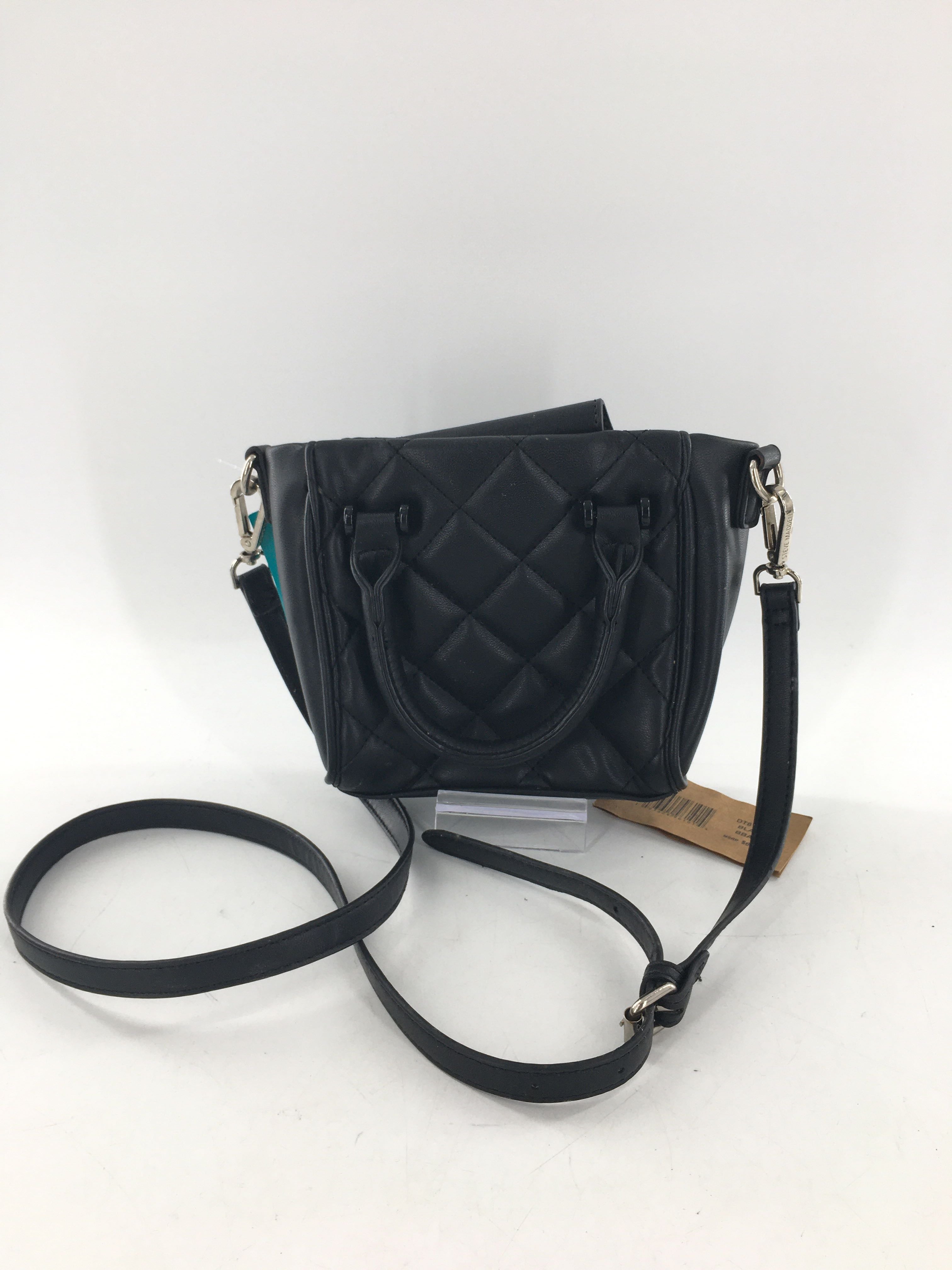 R68 dual handle quilted small satchel