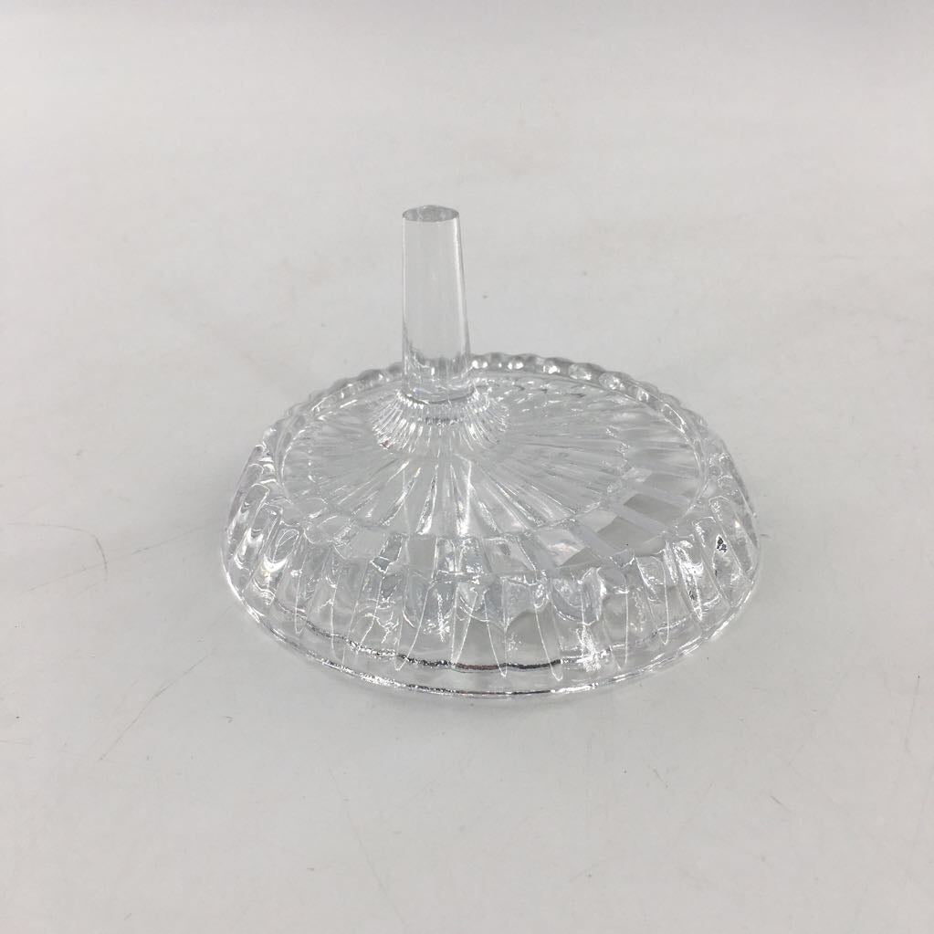 crystal ring holder