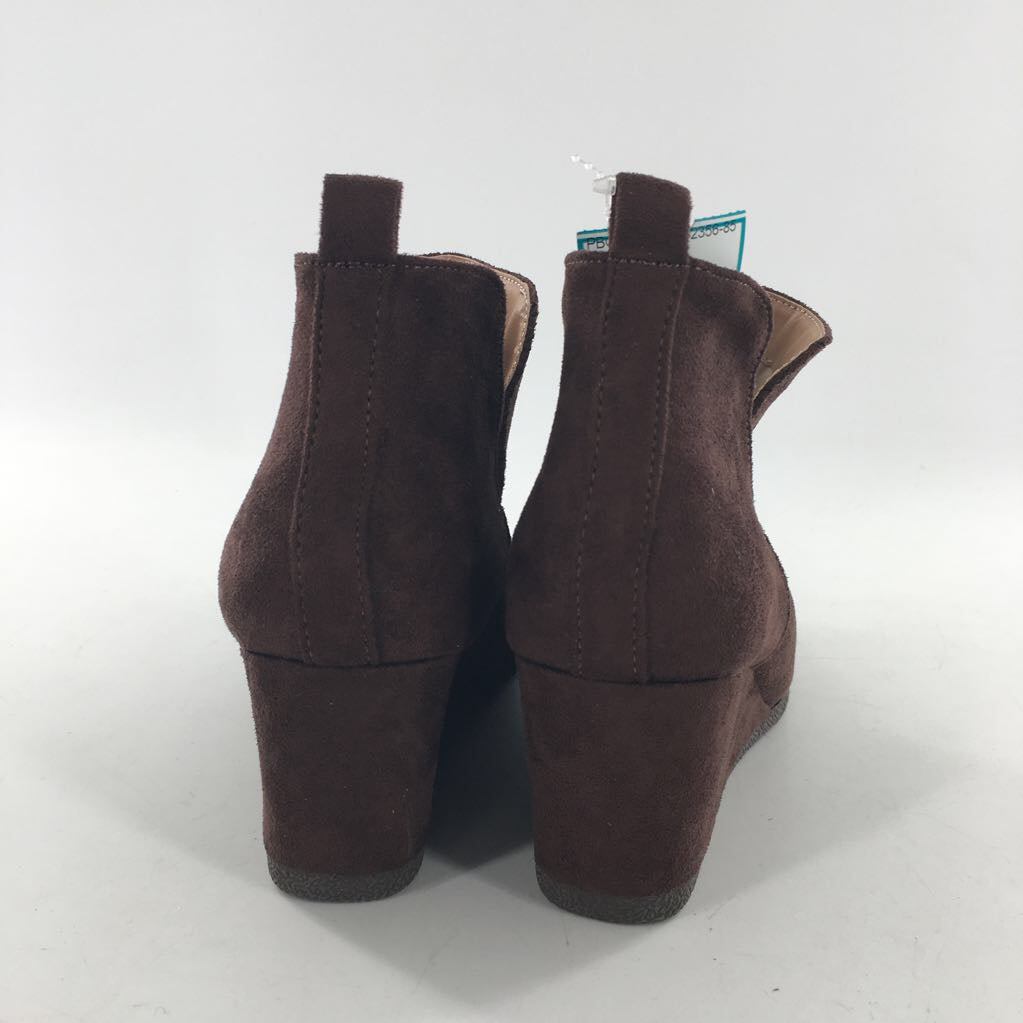 7.5 wedge heel ankle boot
