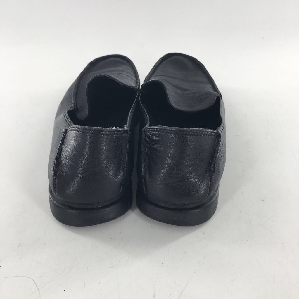 7 leather loafer