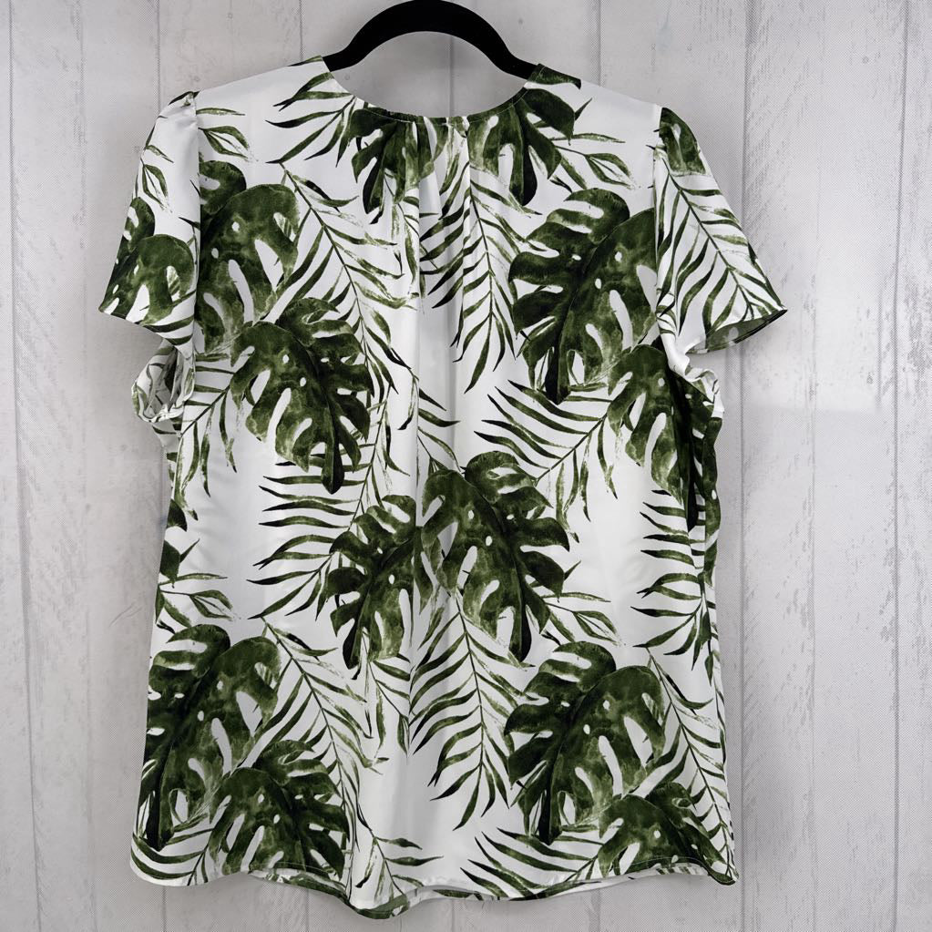 XL leaf print v-neck s/s top