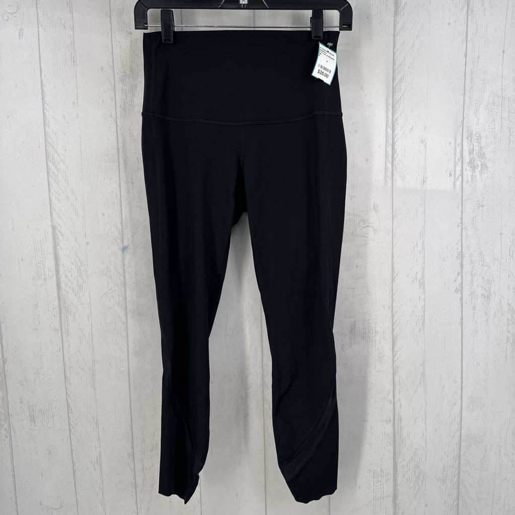 6 hi-rise scalloped hem legging