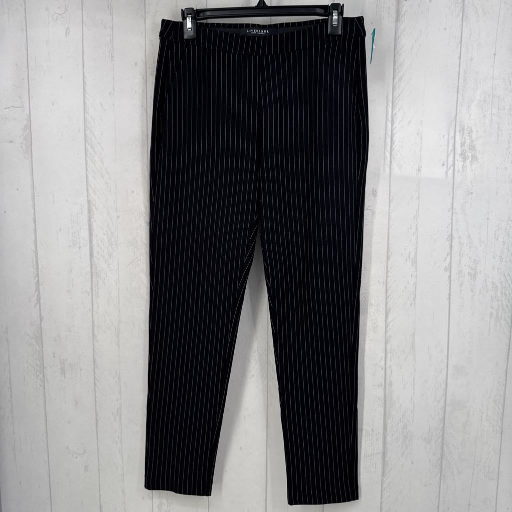 4 striped pull-on pant
