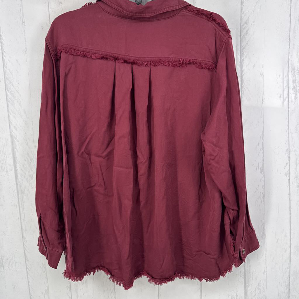 XLp fringe hem button down l/s top