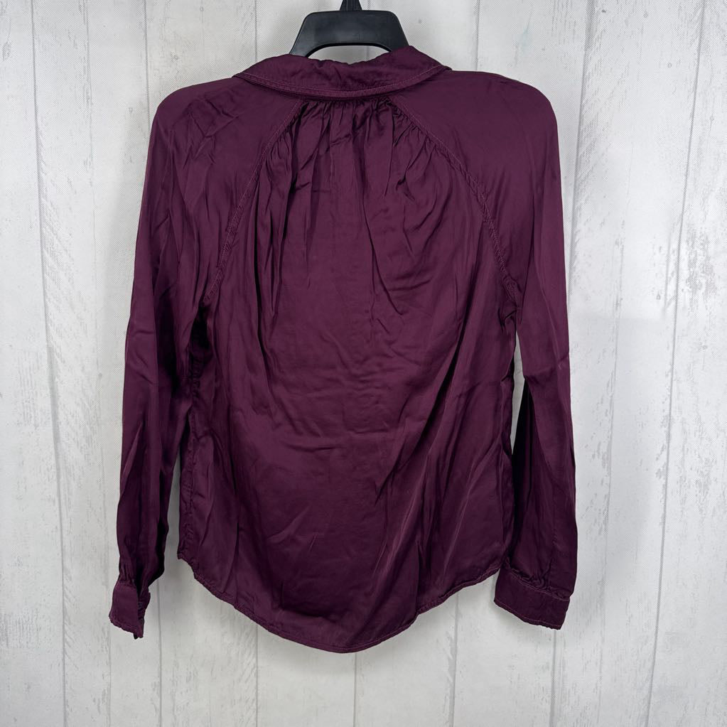 XS silky button down l/s top