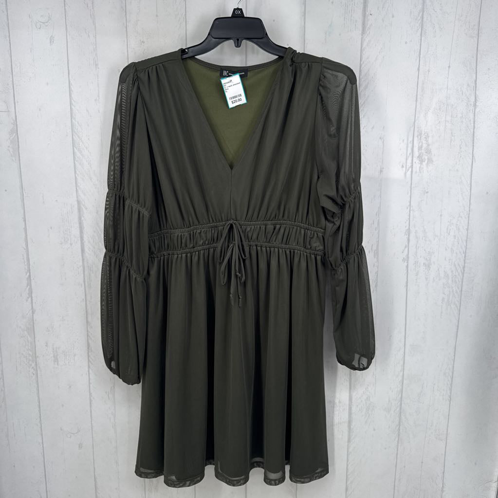 XL v-neck smocked waist l/s dress