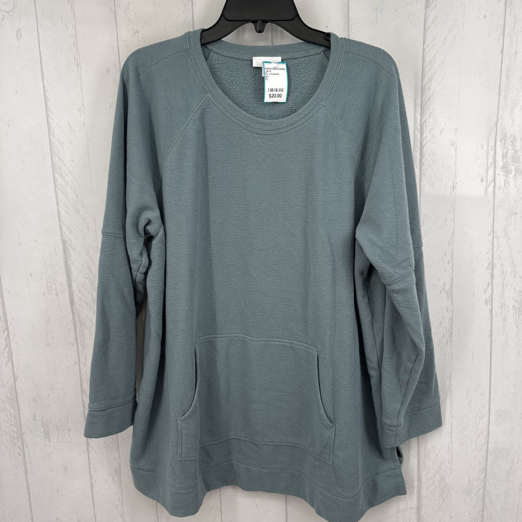 XL crewneck pouch pocket sweatshirt