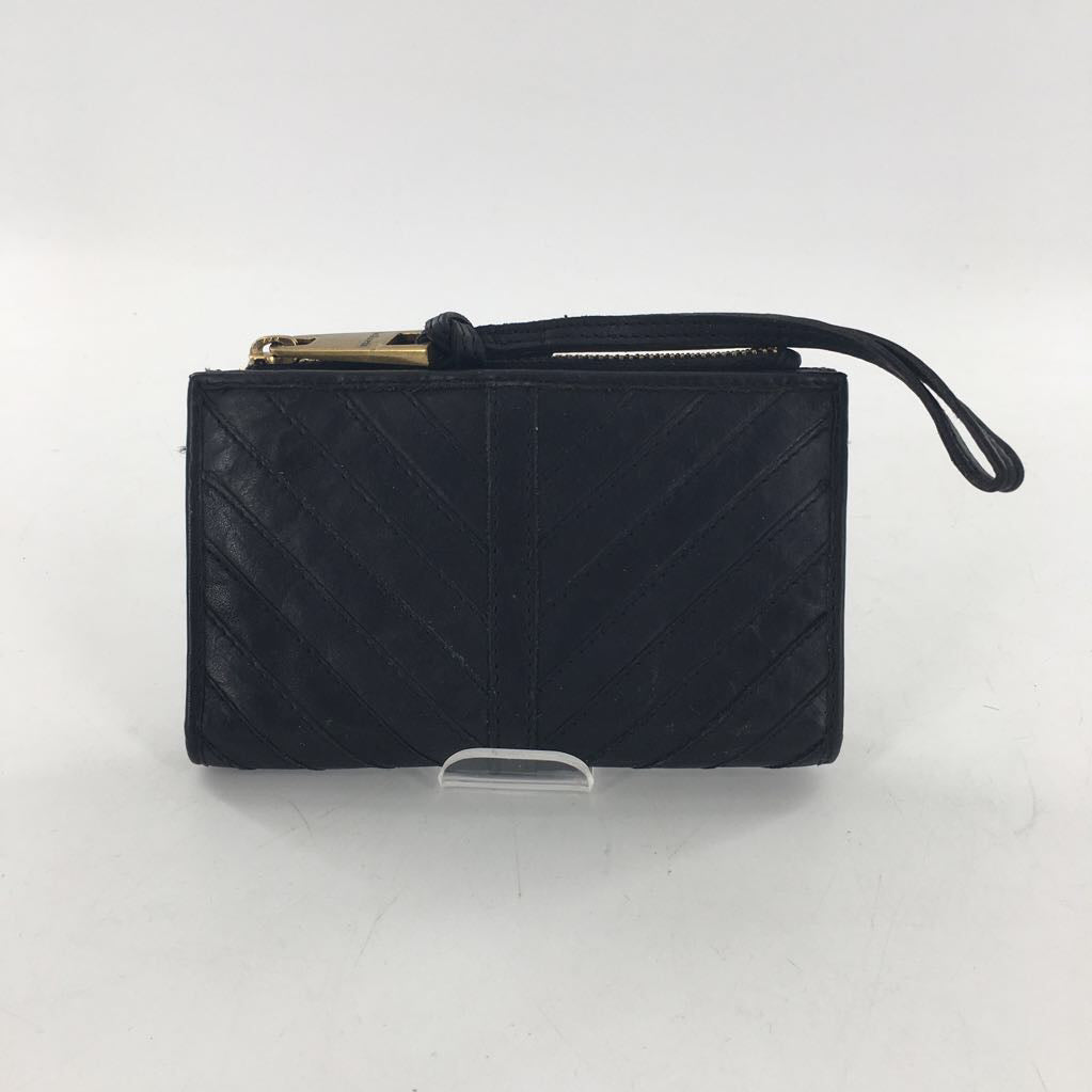 chevron pattern bi-fold wallet