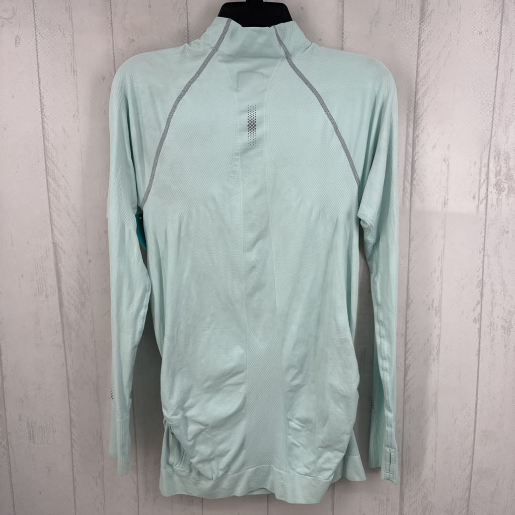 XL mock neck l/s top