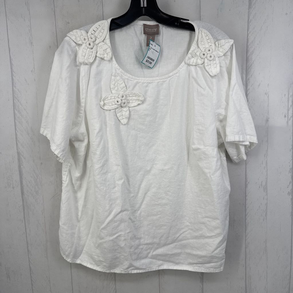 XL flo embroidered s/s top