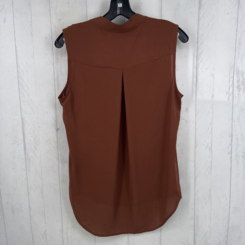 M v-neck hi-lo tank