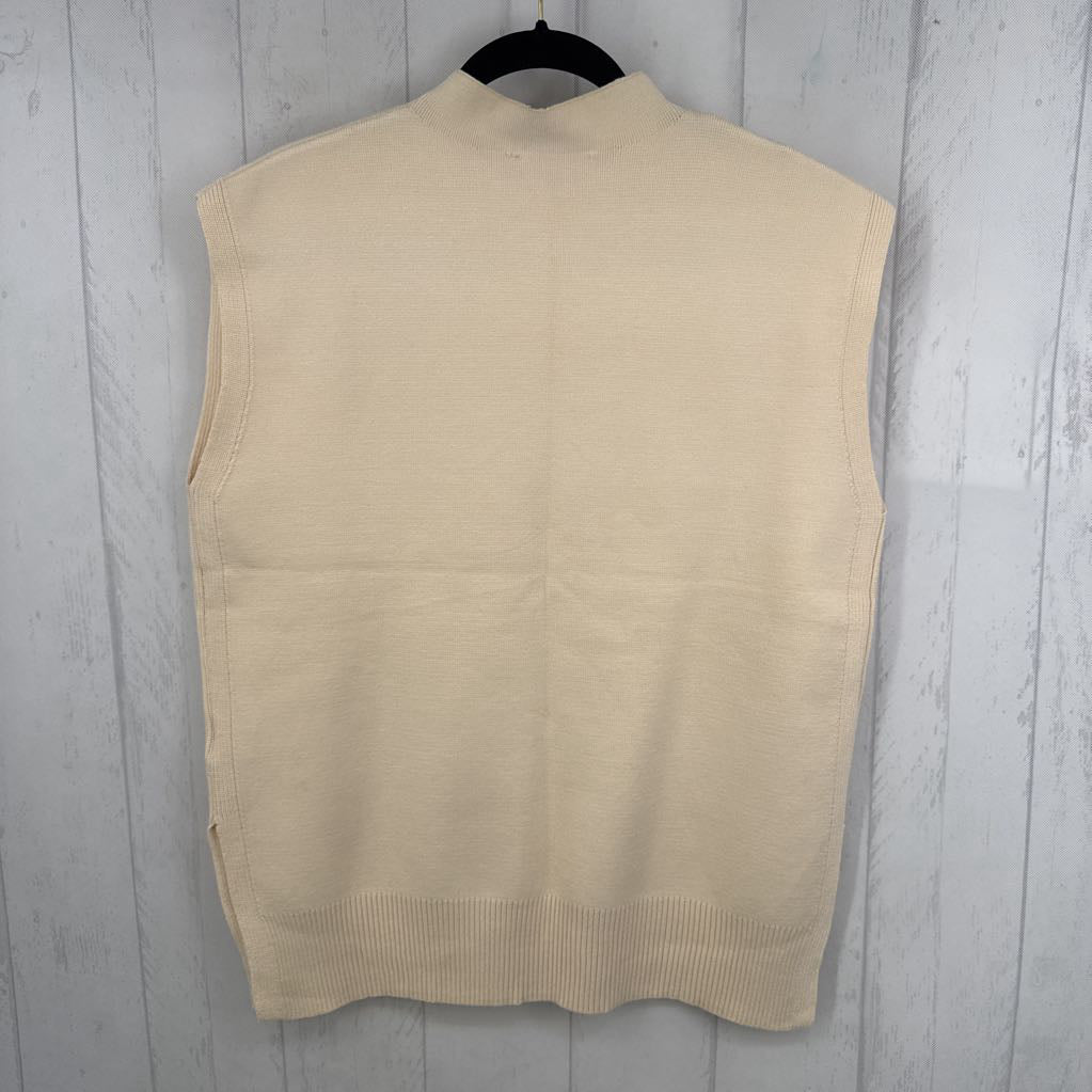 S mockneck sweater vest