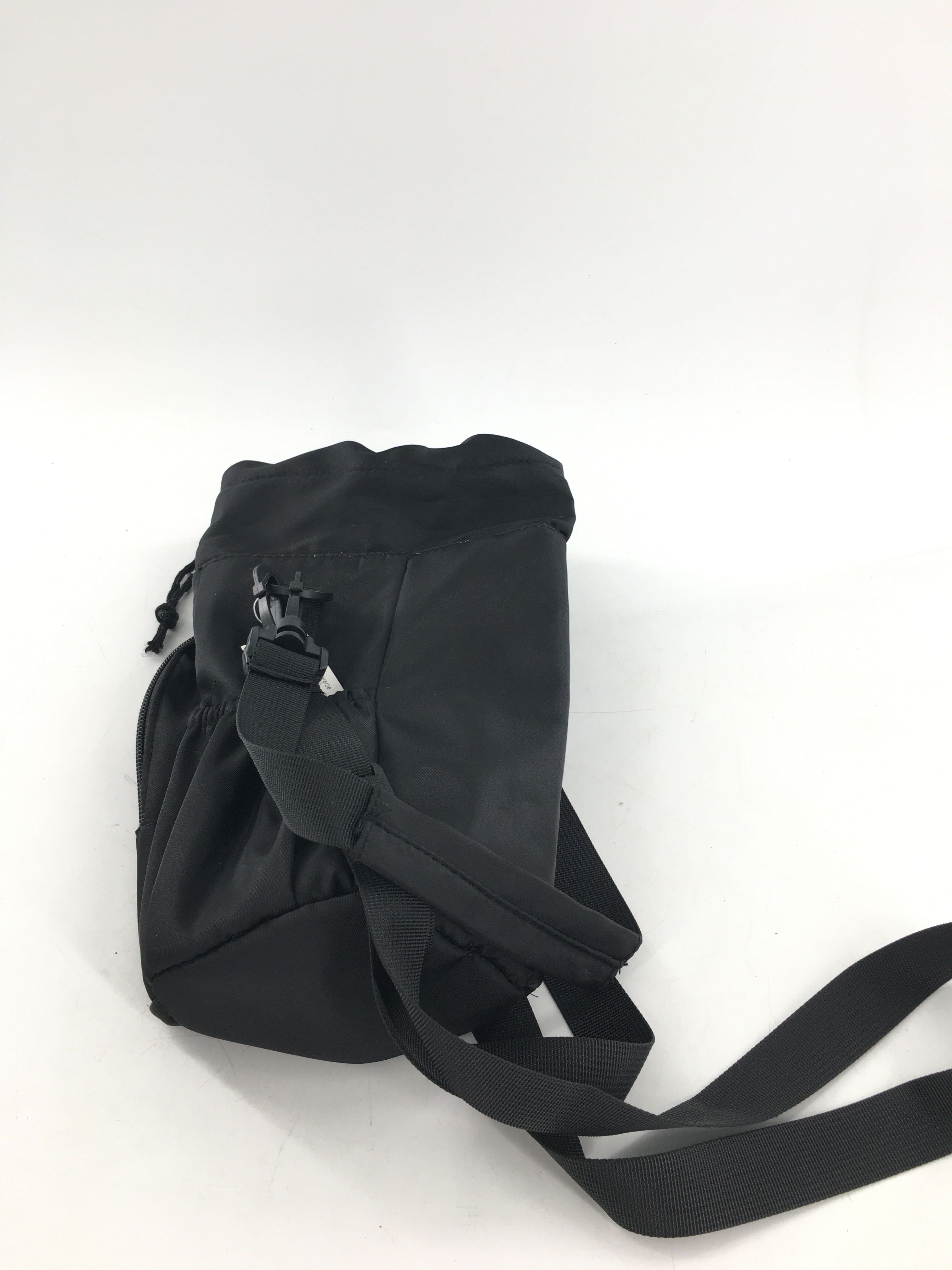 insulated water bottle carrier w/ front storage pocket