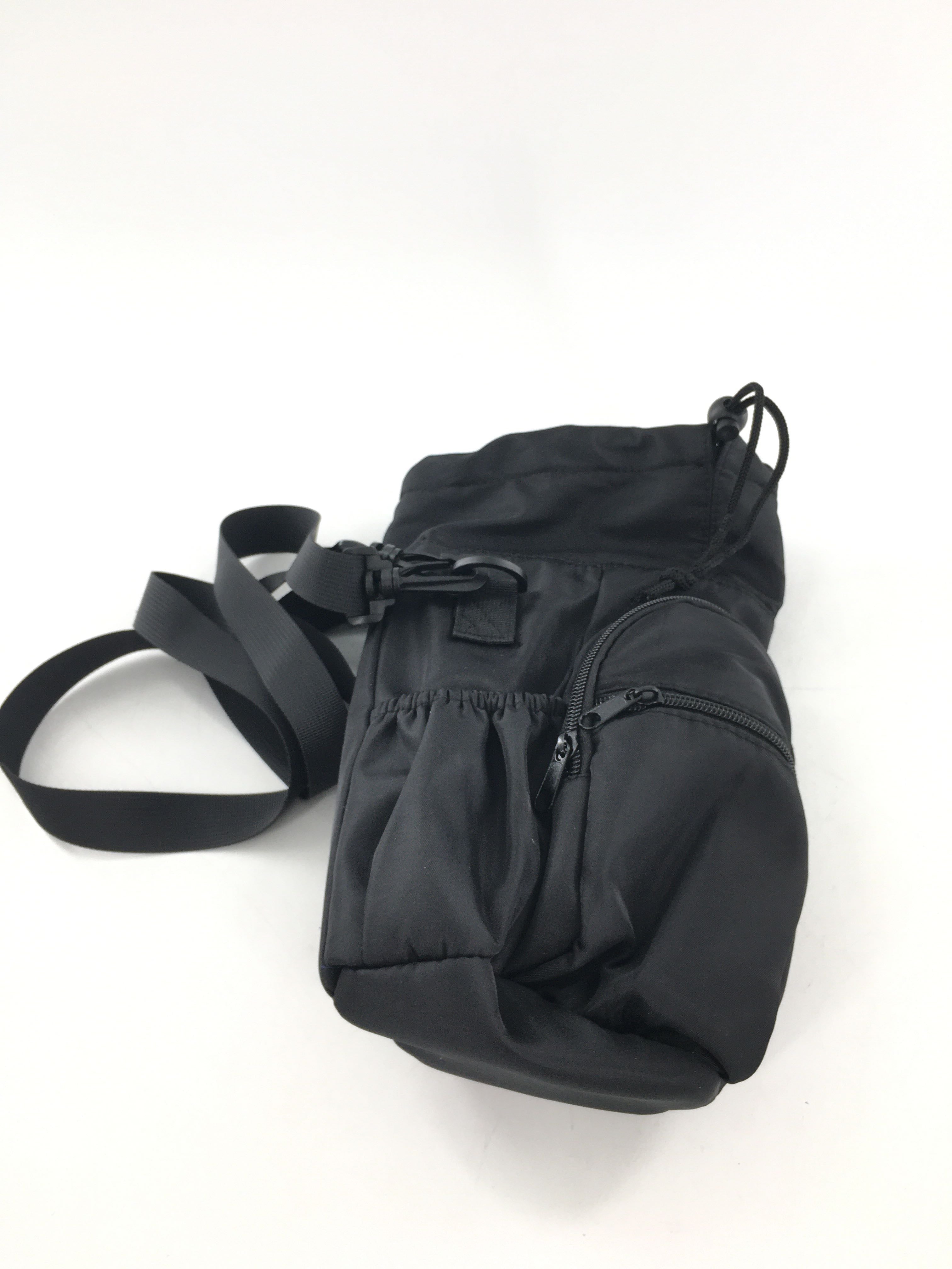 insulated water bottle carrier w/ front storage pocket