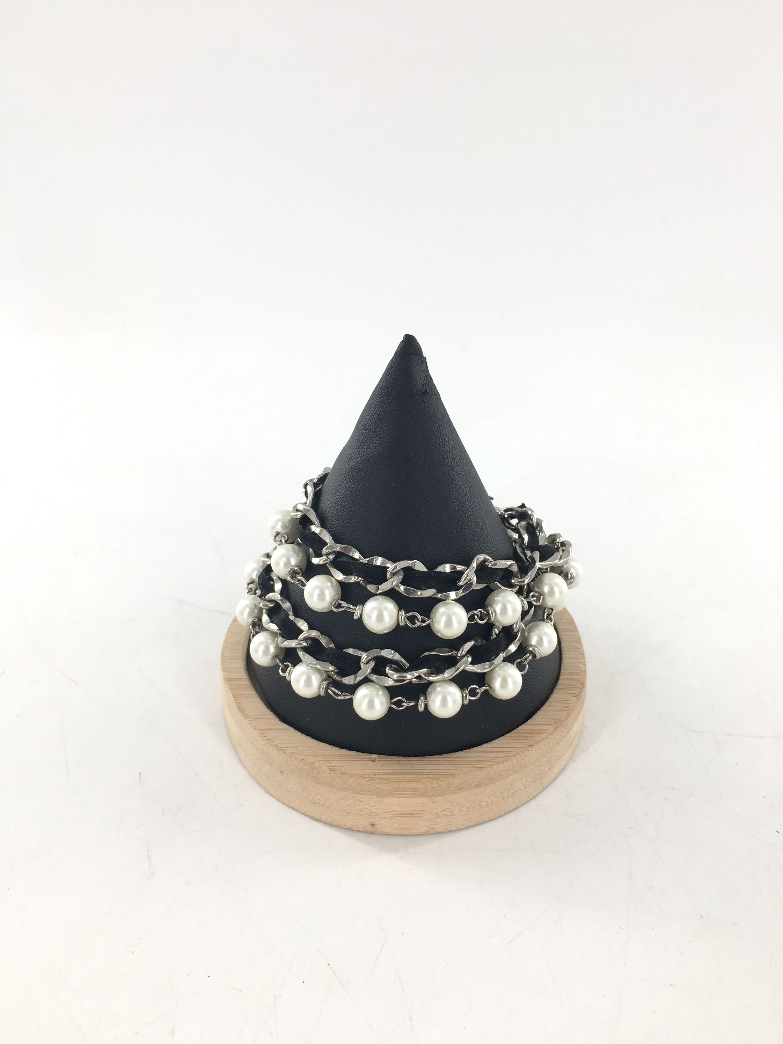silver chain & pearl bracelet
