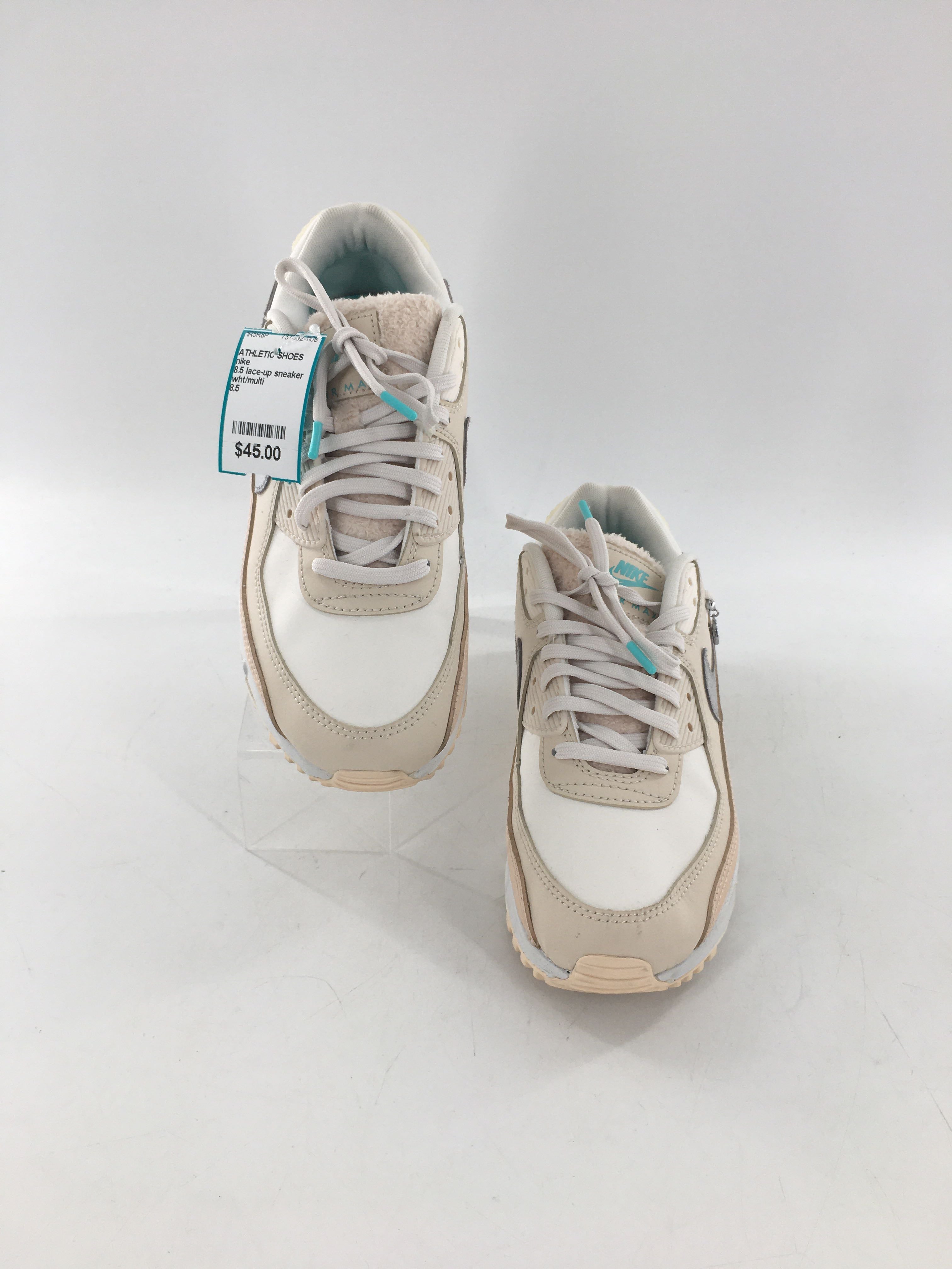 8.5 lace-up sneaker
