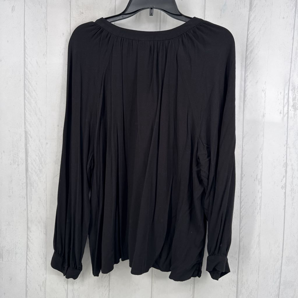 2X v-neck button down l/s top