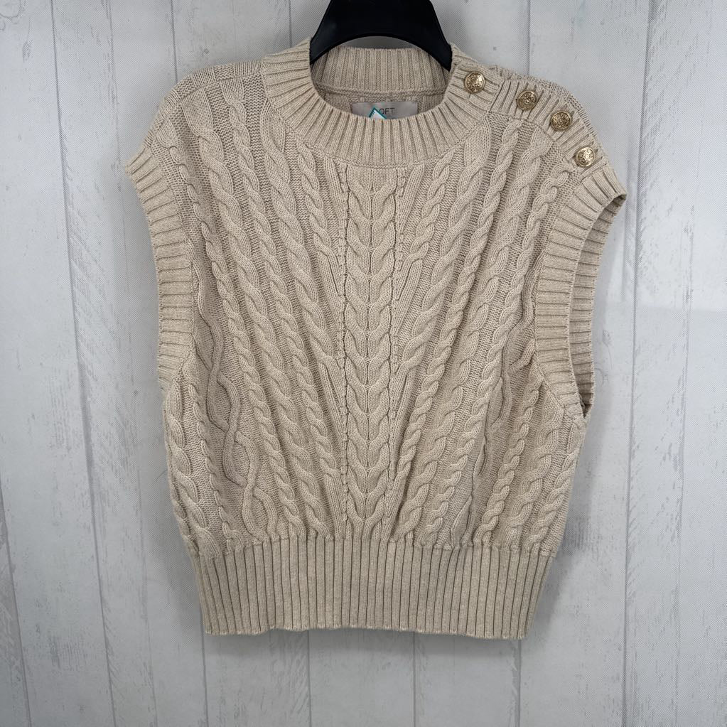 L cable knit sweater vest