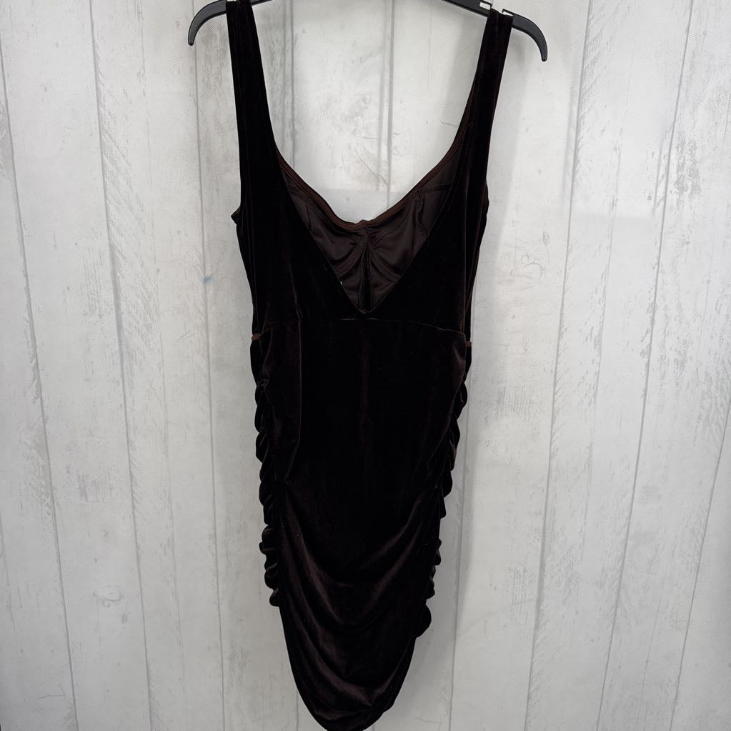 10 ruched velvet slvls dress