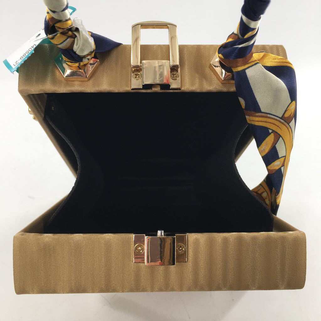 hard-shell 3d-sculpted face design novelty box purse