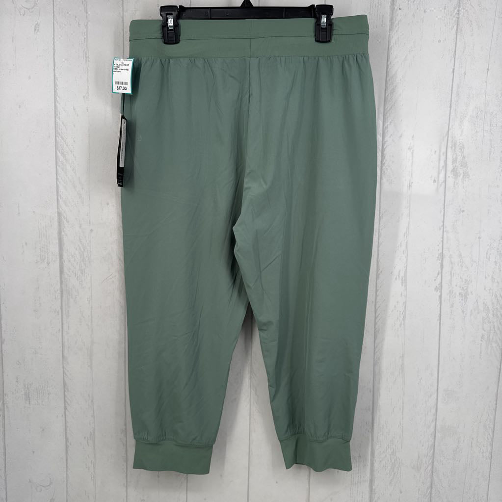 R58 L drawstring capris