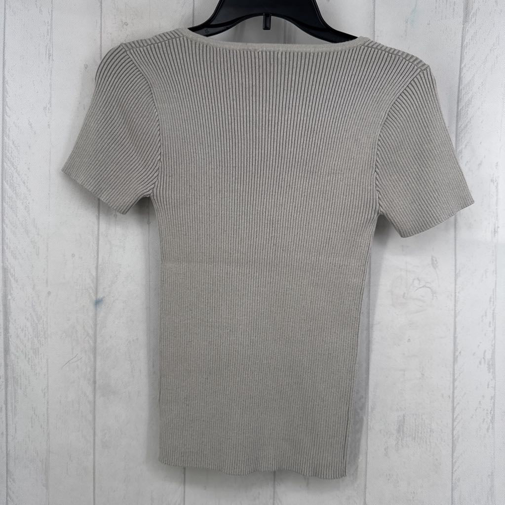 S ribbed v-neck s/s top