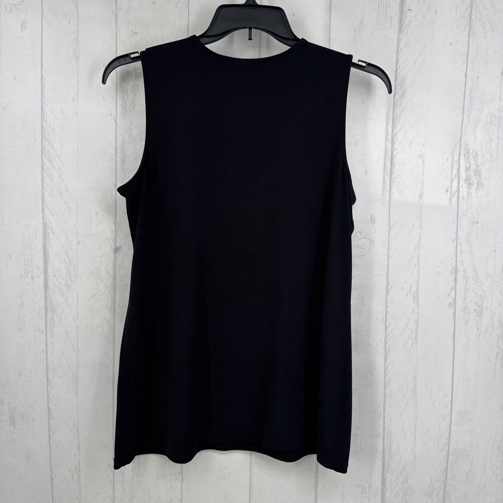 M round neck flowy tank