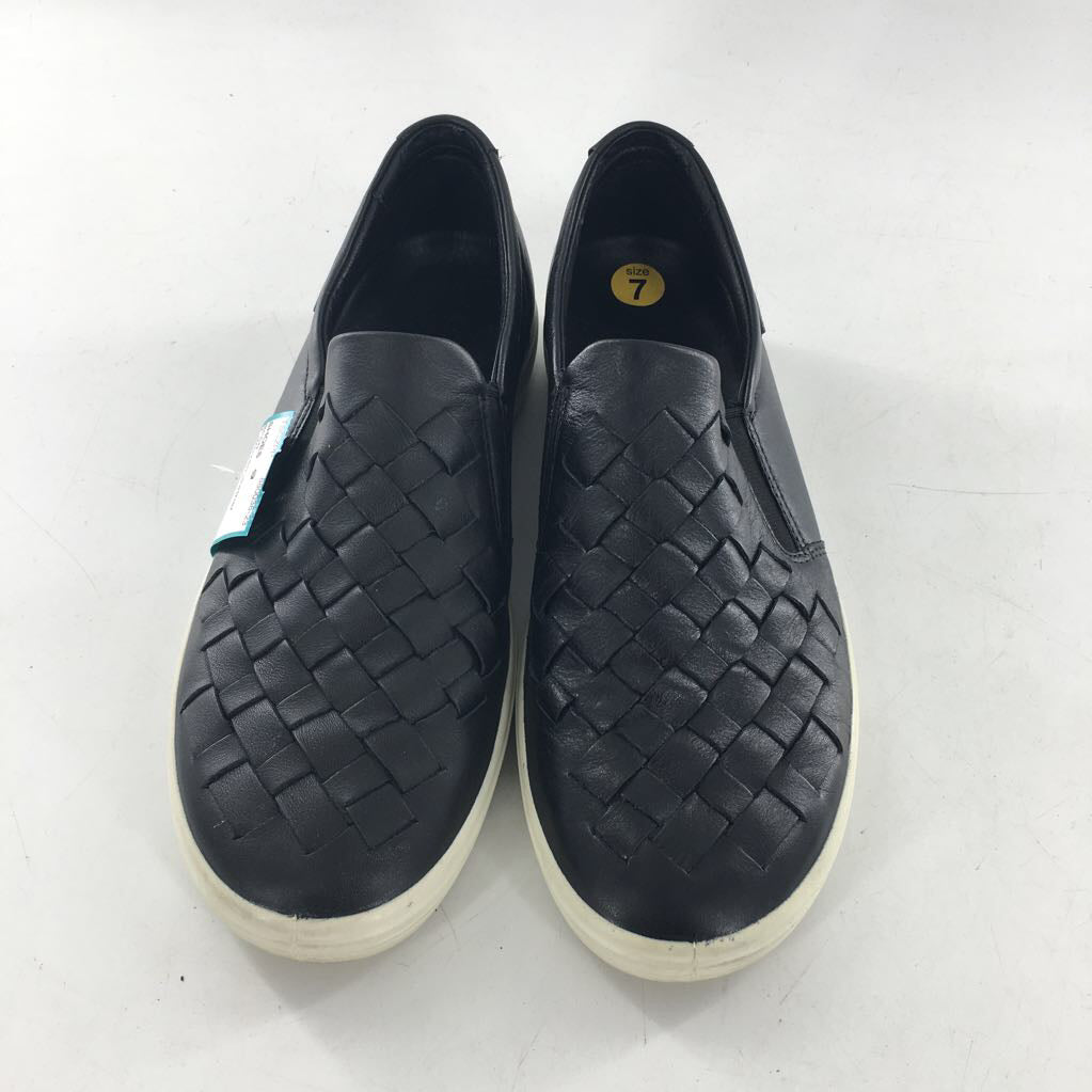 7 woven leather slip-on sneaker