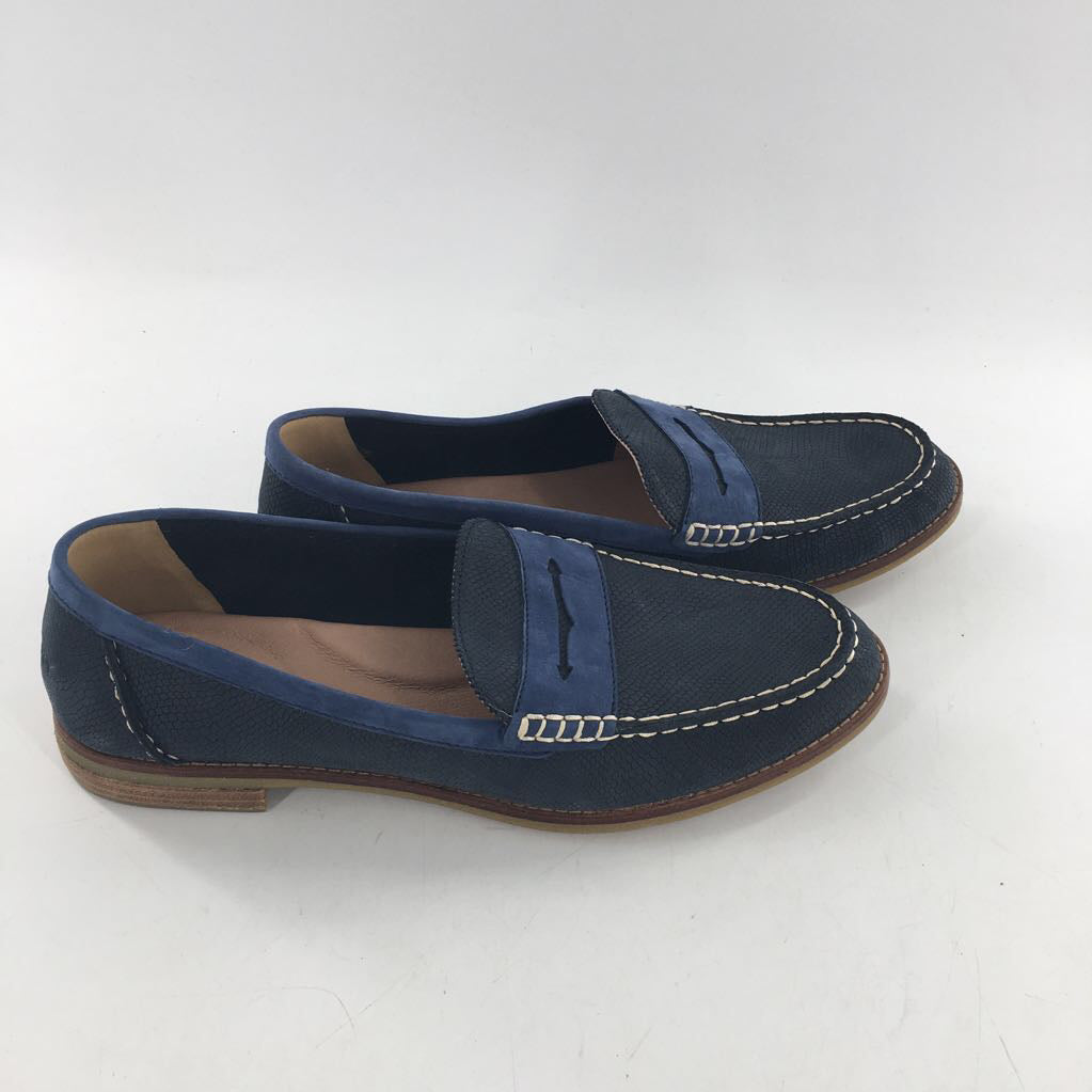 12 reptilian patterned penny loafers