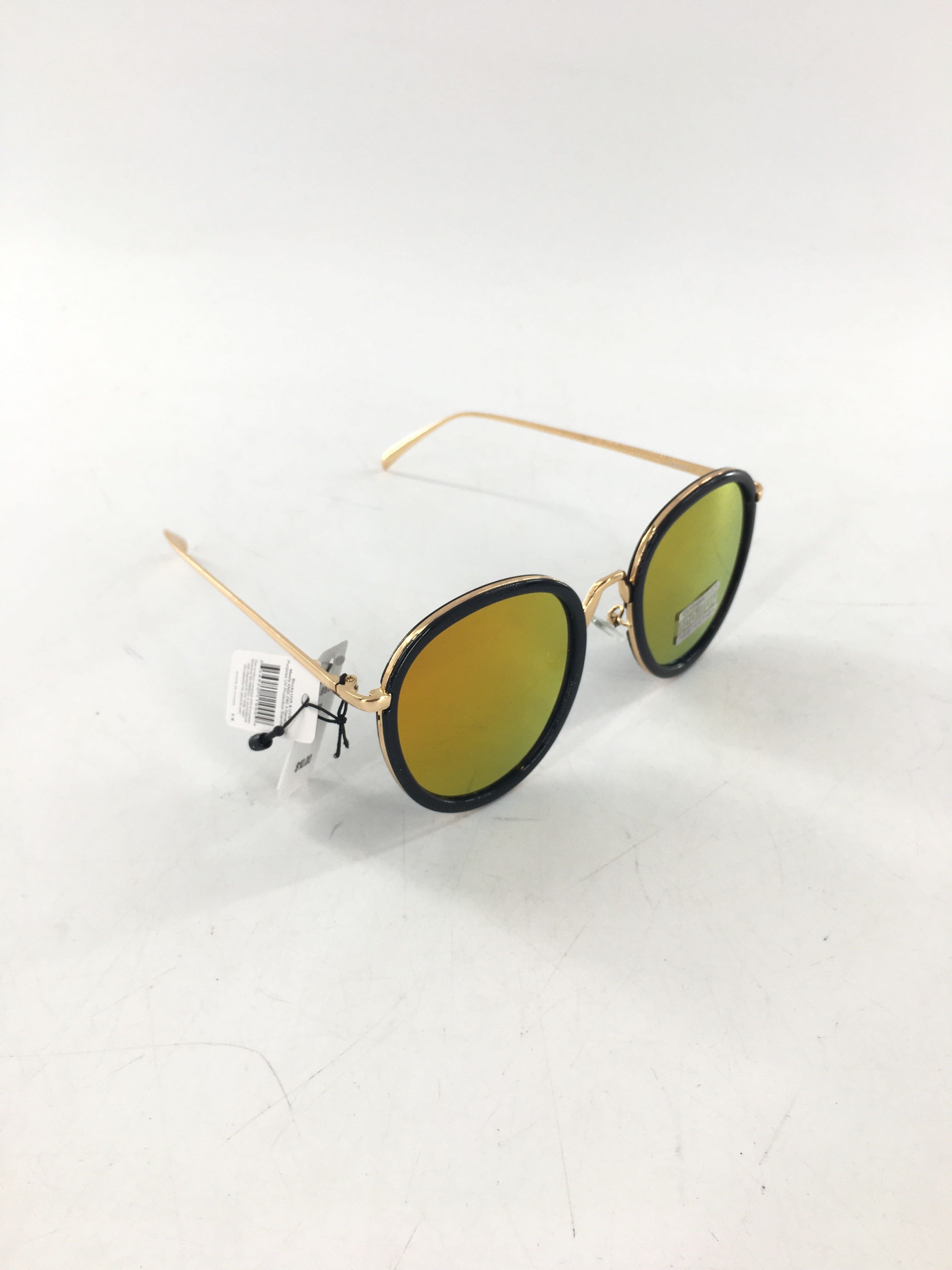 black & gold ombre lens sunglasses
